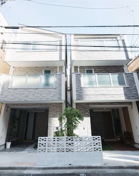 Back to 90s American Style House