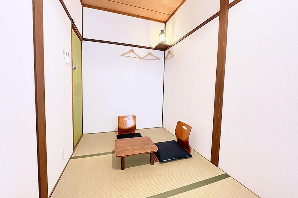 ダブル 和室 禁煙 客室5 | Couch Potato Hostel