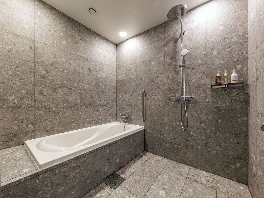 最上階 プレミアムツイン バスルーム1 | ソラリア西鉄ホテル札幌