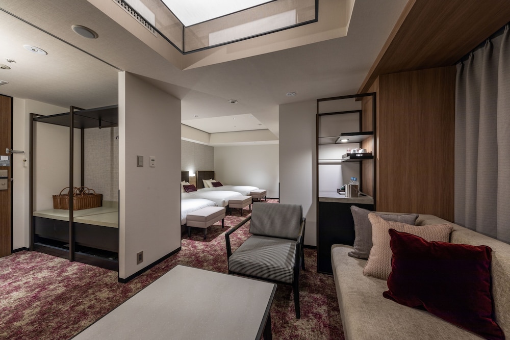 デラックストリプル リビング エリア0 | ソラリア西鉄ホテル札幌