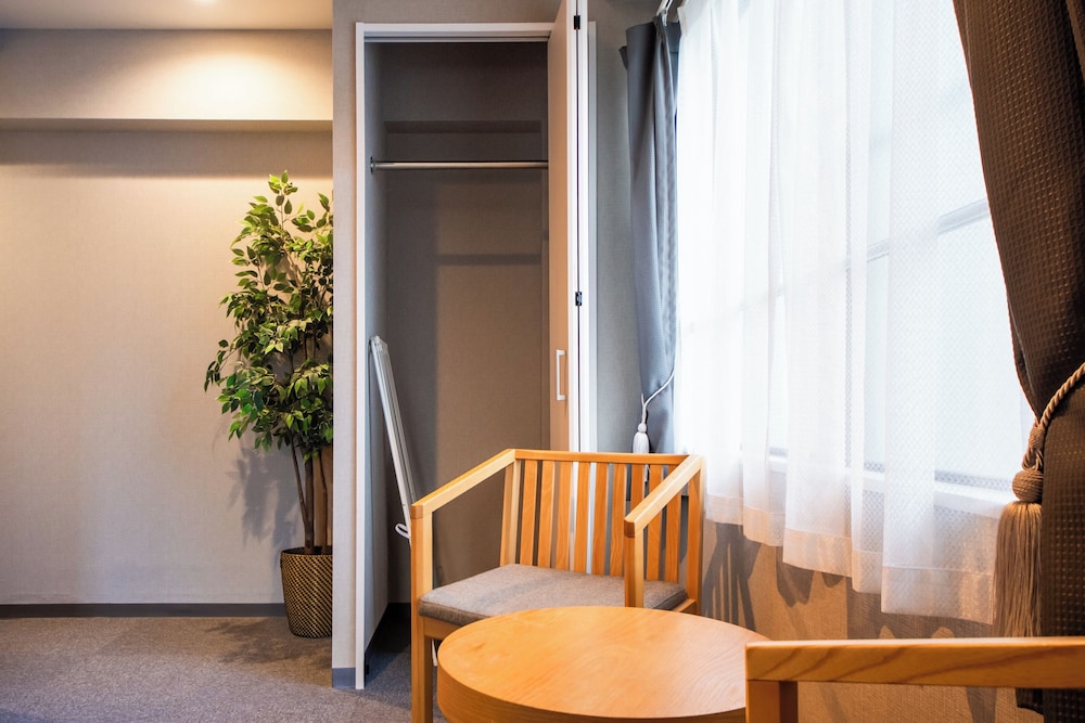 ツインルーム303 客室8 | ホテル 寧楽