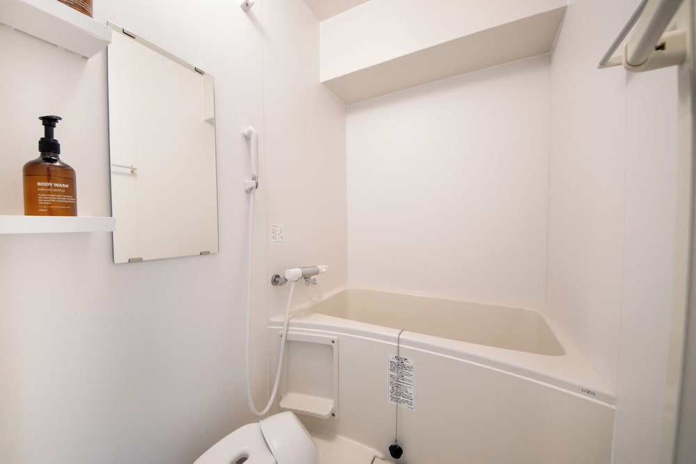 ダブルルーム304 バスルーム3 | ホテル 寧楽