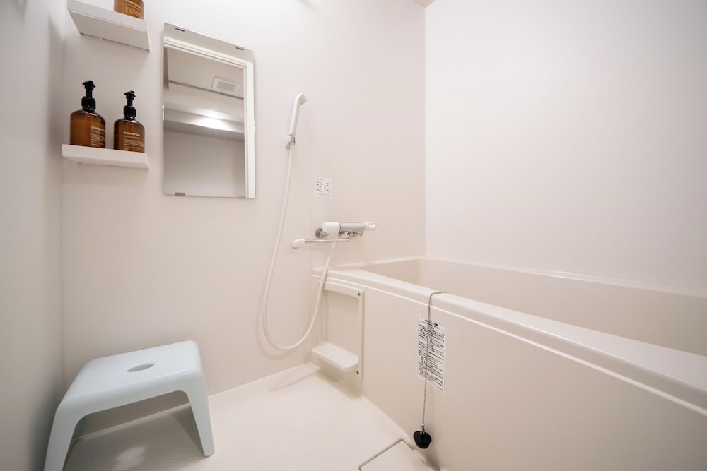 ツインルーム302 バスルーム3 | ホテル 寧楽