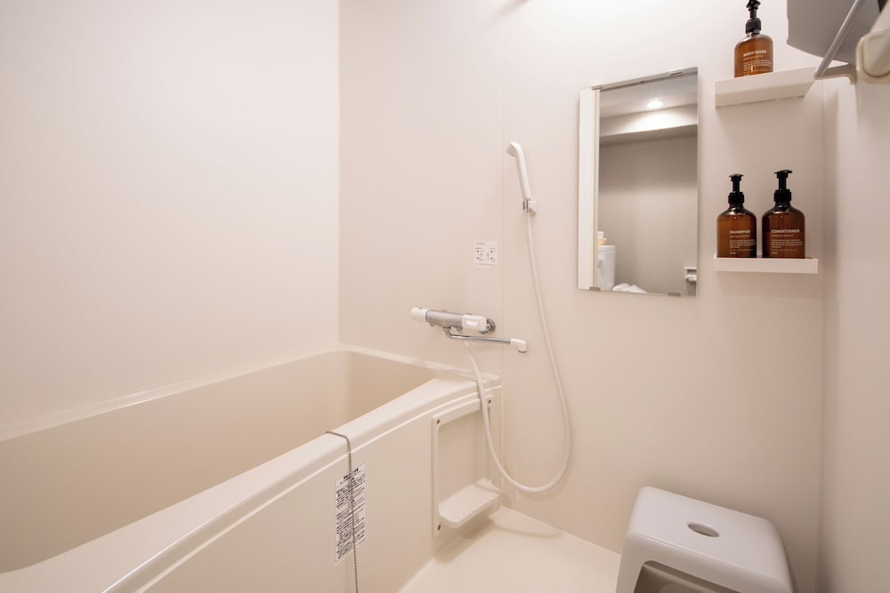 ツインルーム203 バスルーム2 | ホテル 寧楽