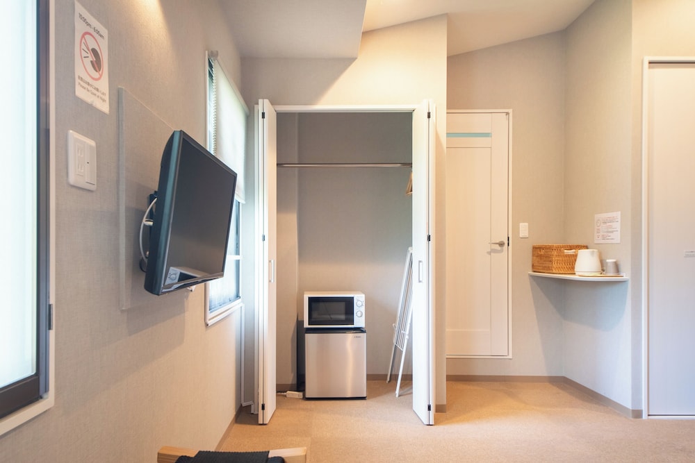 ツインルーム401 洗濯機付き 客室5 | ホテル 寧楽