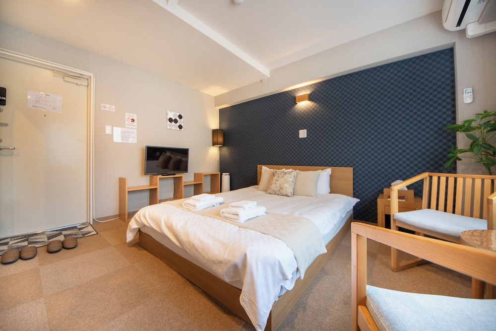 ダブルルーム 301 洗濯機付き 客室11 | ホテル 寧楽