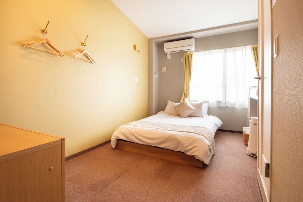 ダブルルーム402 客室6 | ホテル 寧楽