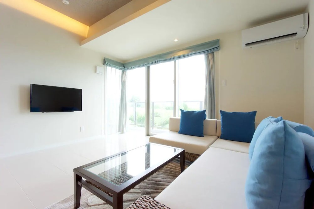 コンドミニアム 客室10 | Longvacation Okinawa 103