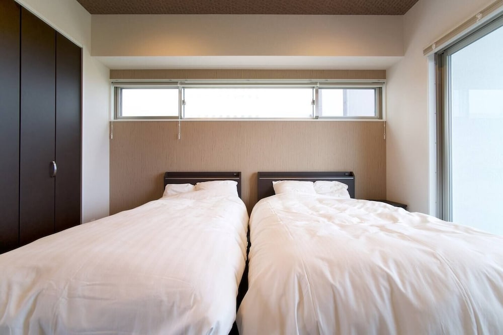 コンドミニアム 客室4 | Longvacation Okinawa 201