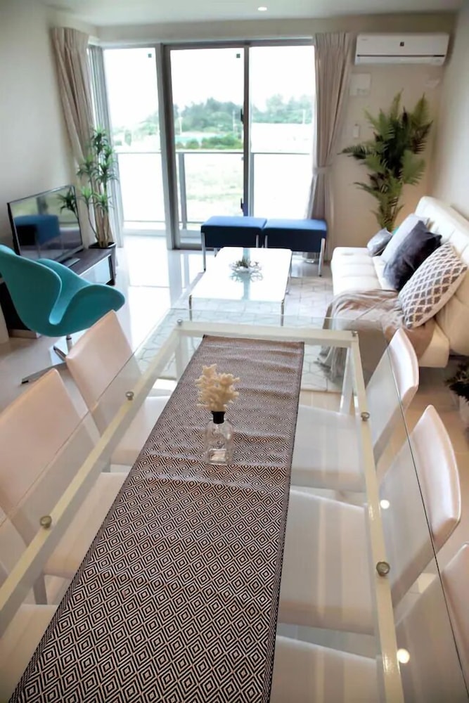 コンドミニアム 客室4 | Longvacation Okinawa 206