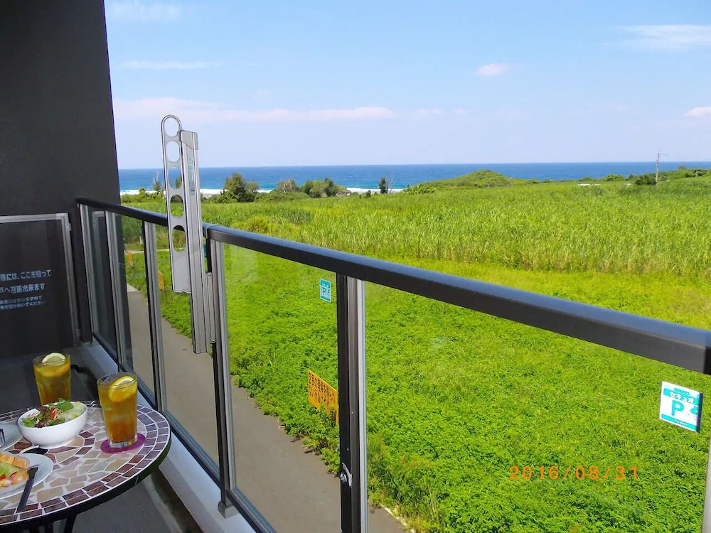 コンドミニアム バルコニーからの眺望0 | Longvacation Okinawa 210