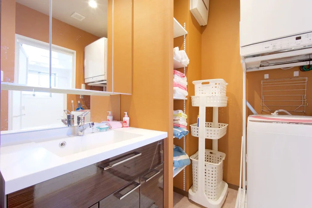 コンドミニアム バスルーム1 | Longvacation Okinawa 307