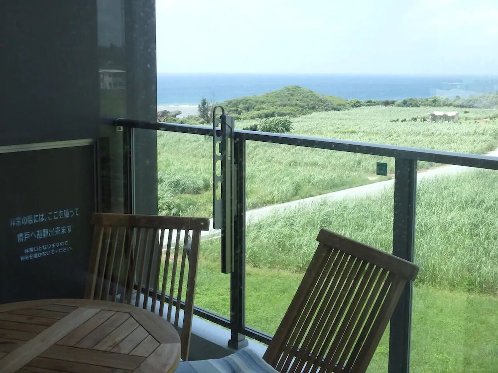 コンドミニアム バルコニーからの眺望0 | Longvacation Okinawa 307