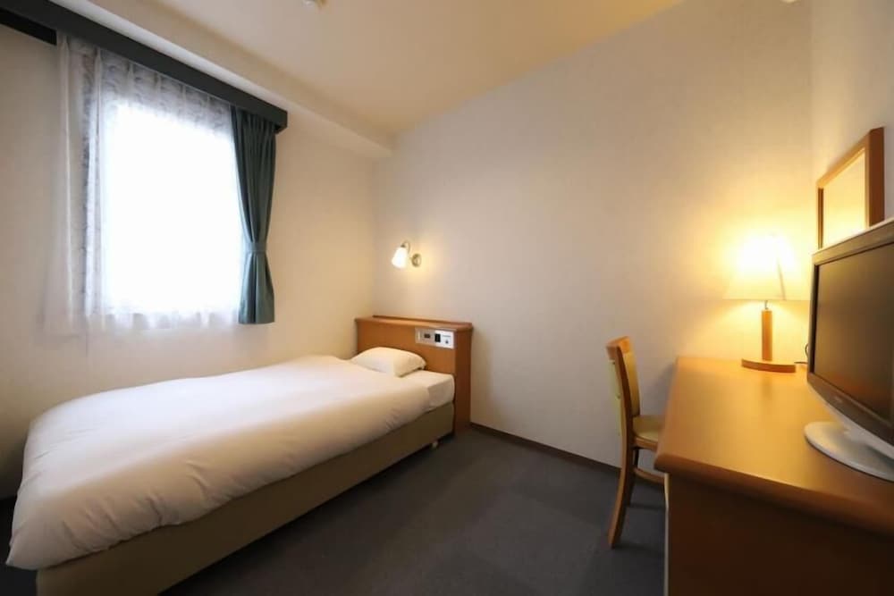 エコノミー ダブルルーム 禁煙 | スマイルホテル高岡駅前