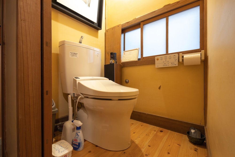 離れ (禁煙) バスルーム0 | 宿坊 大泰寺｜Temple Hotel Daitai-ji