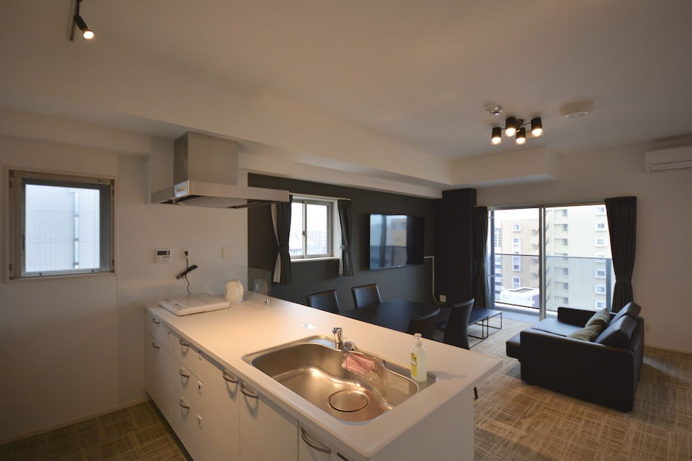 デラックス ルーム 専用キッチン0 | The Grand Residence Hotel Tenjin
