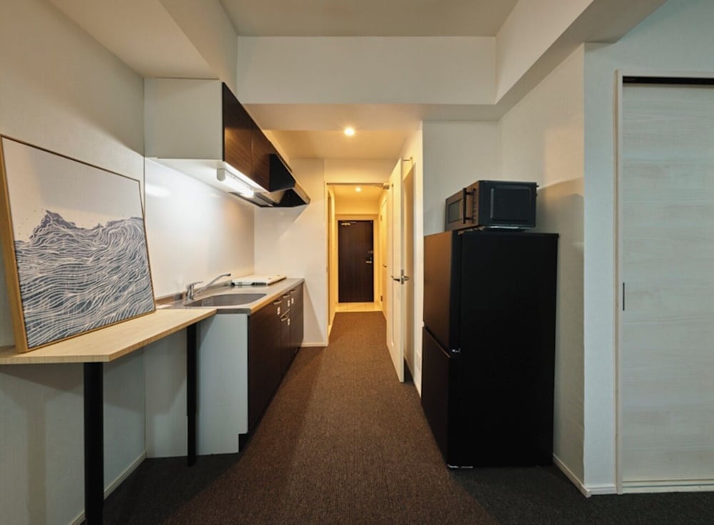 ツインルーム 専用キッチン1 | The Grand Residence Hotel Tenjin