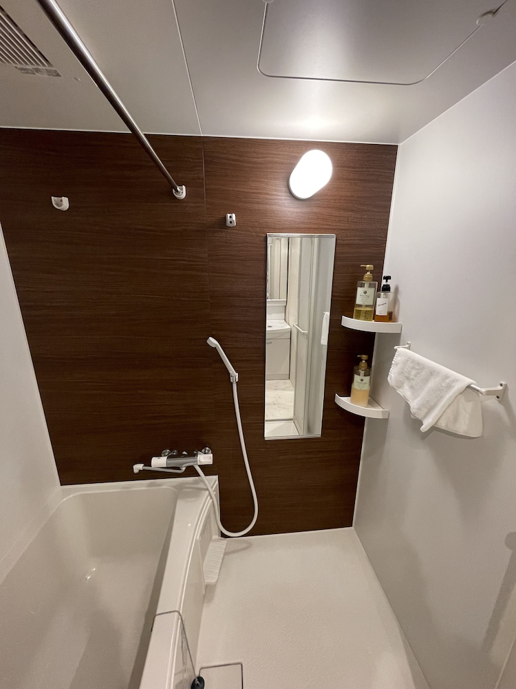 デラックス ツインルーム バスルーム0 | The Grand Residence Hotel Tenjin