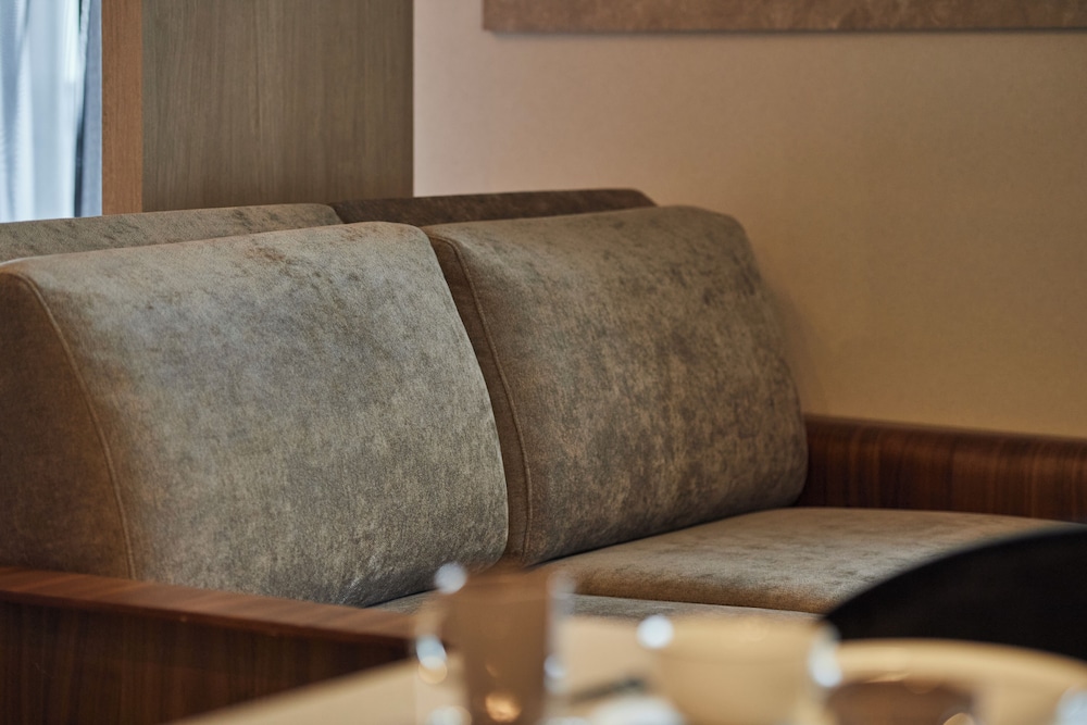 スタンダード スイート 客室19 | The Grand Residence Hotel Tenjin