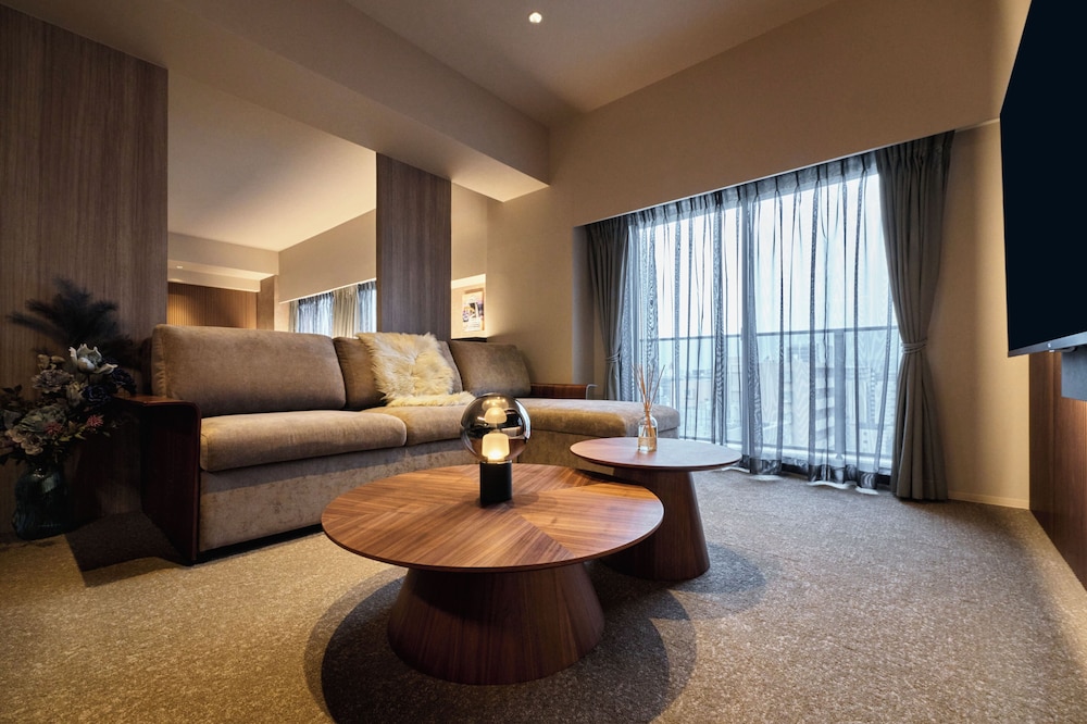 デラックス スイート 客室28 | The Grand Residence Hotel Tenjin