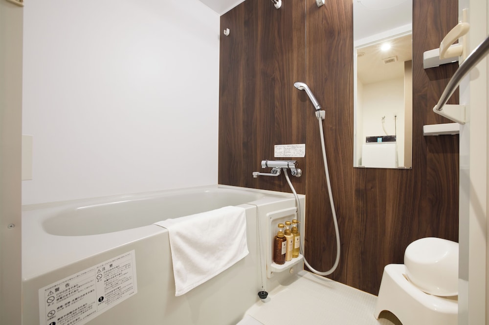 スタンダード ダブルルーム 禁煙 バスルーム1 | タクトホテル心斎橋