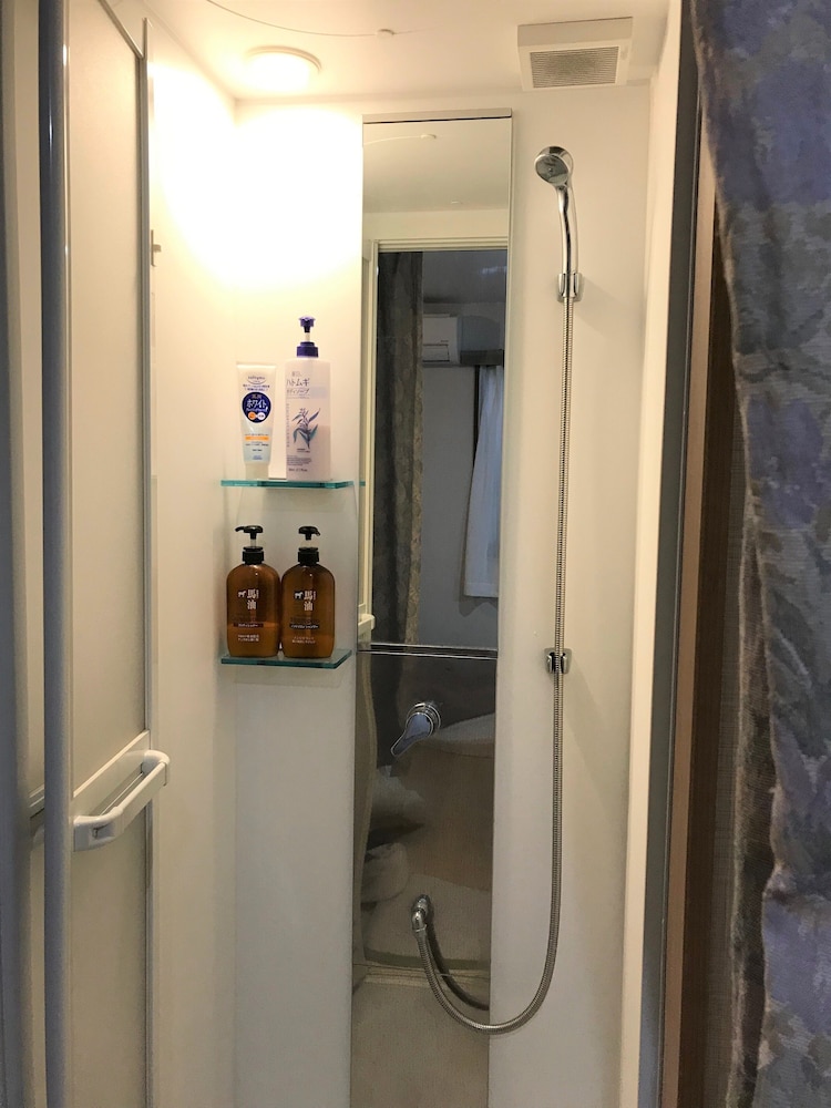 ベーシック 4 人部屋 1 ベッドルーム バスルーム0 | Sadie's Home