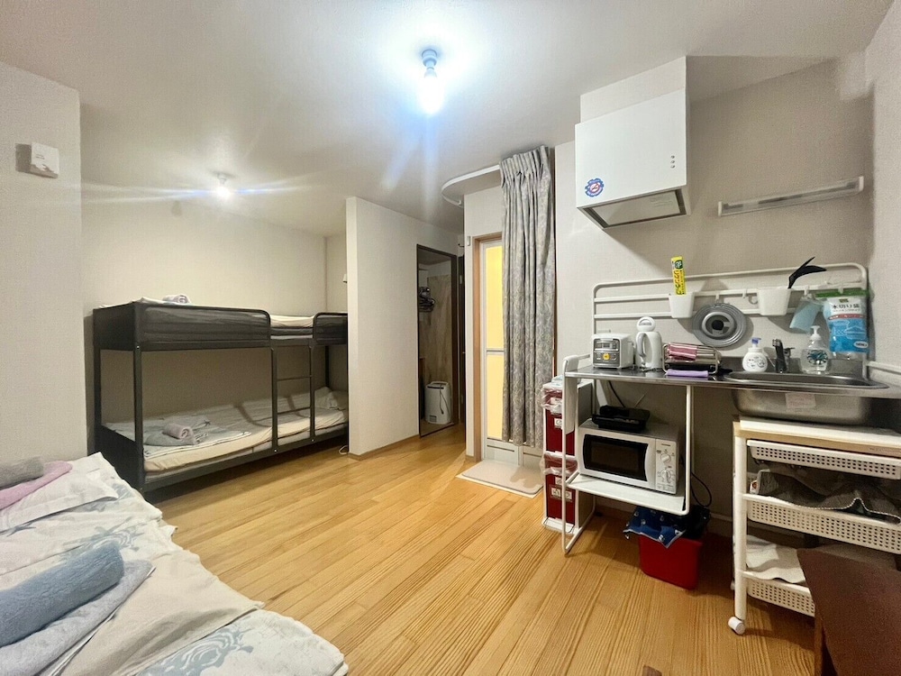 ベーシック 4 人部屋 1 ベッドルーム テレビ5 | Sadie's Home