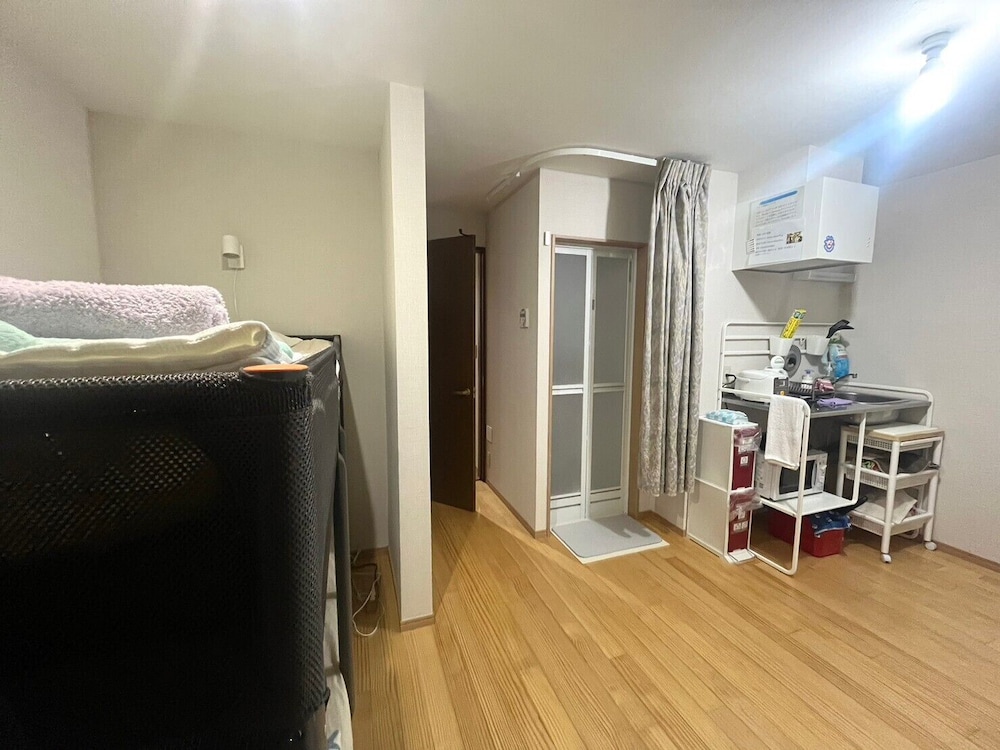 ベーシック 4 人部屋 1 ベッドルーム テレビ0 | Sadie's Home