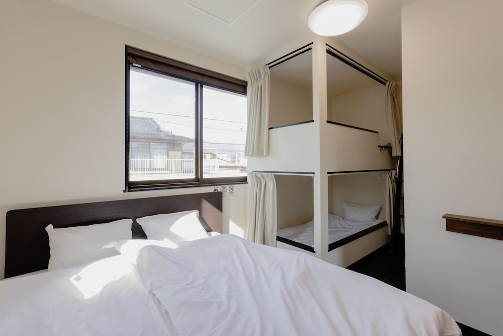 1棟貸し 定員10名　A棟 客室8 | 風林火山 勝山宿