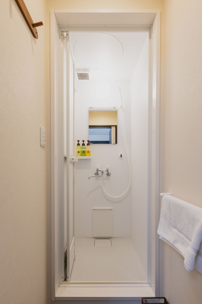 1棟貸し 定員10名　C棟 バスルーム0 | 風林火山 勝山宿