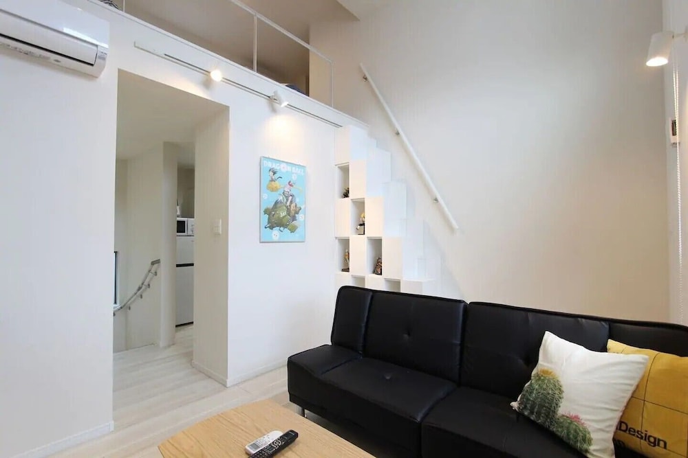 アパートメント (A203) リビングルーム2 | Anon Shibuya