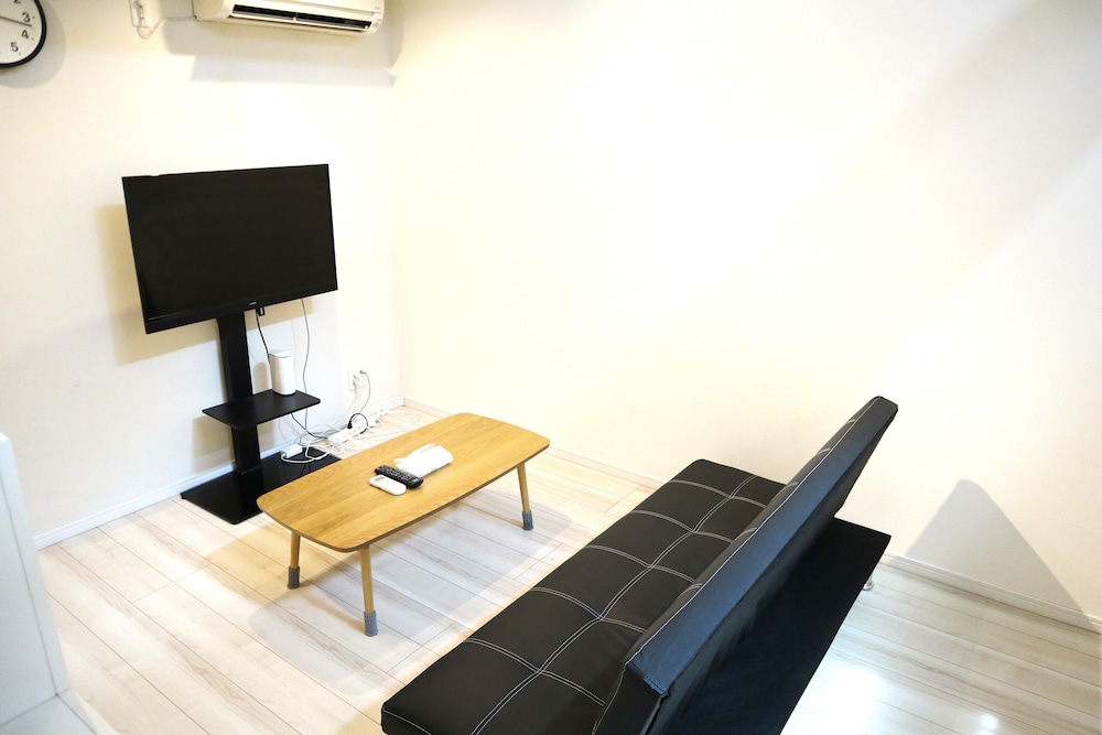 アパートメント (B103) リビング エリア1 | Anon Shibuya