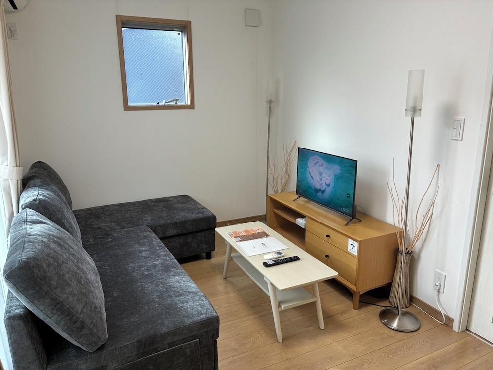 アパートメント (201) リビング エリア0 | H2O Stay Ikebukuro