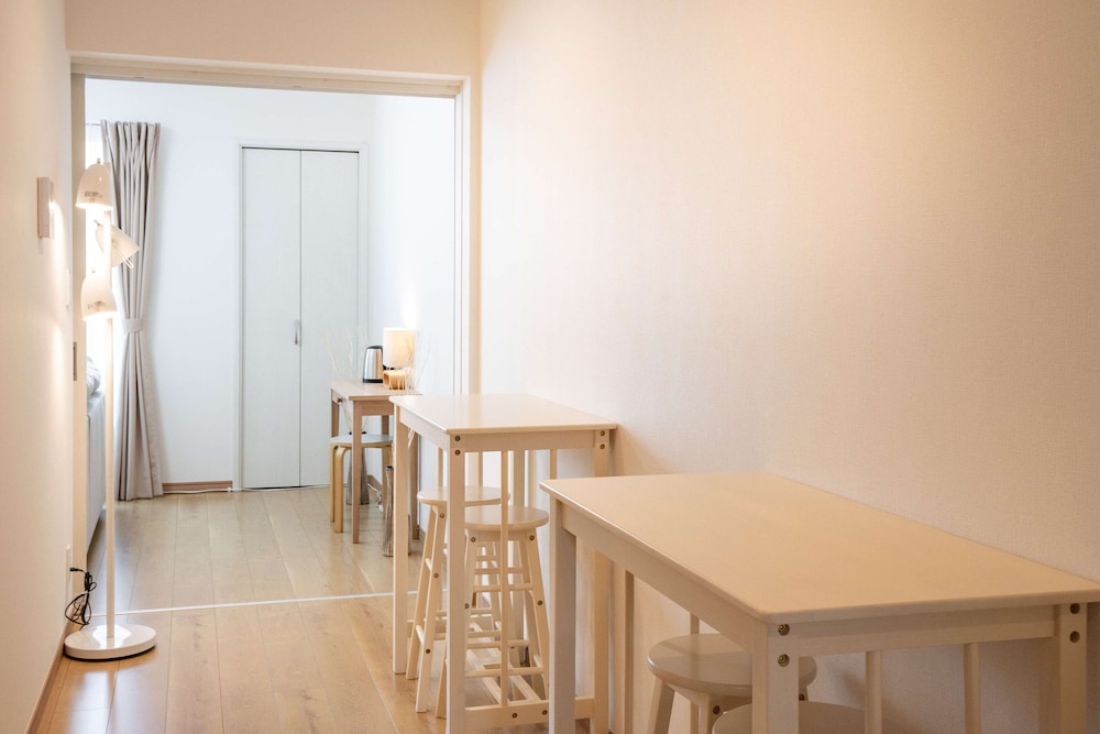 アパートメント (304) 客室内のダイニングエリア0 | H2O Stay Ikebukuro