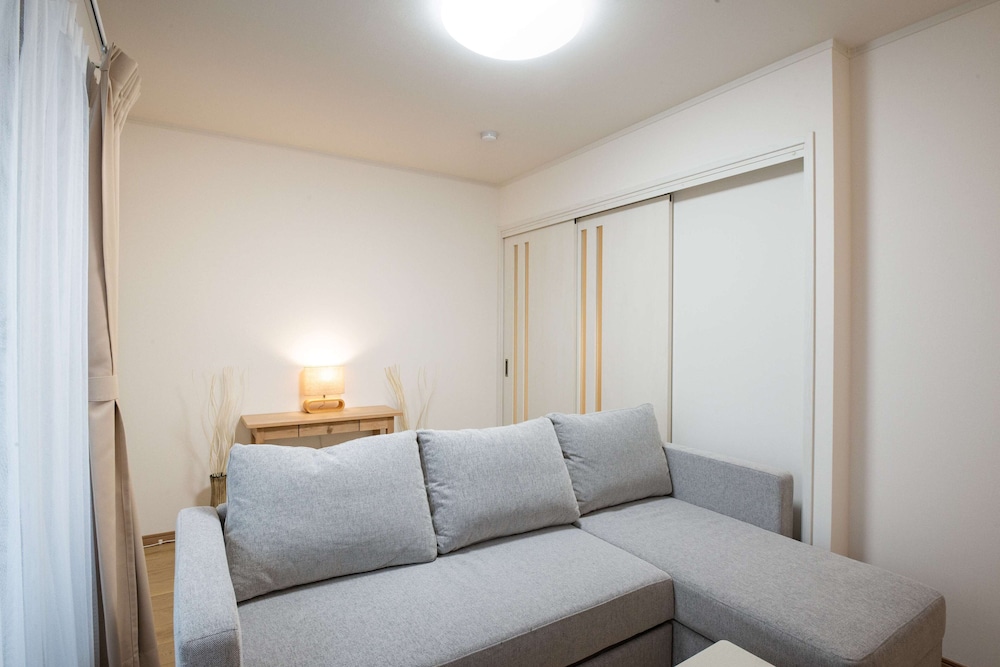 アパートメント (304) リビングルーム2 | H2O Stay Ikebukuro