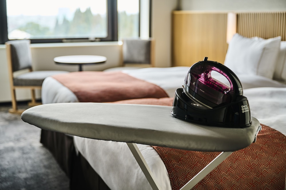 スーペリア ツインルーム 禁煙 アイロン / アイロン台0 | ザ ロイヤルパークホテル 京都梅小路