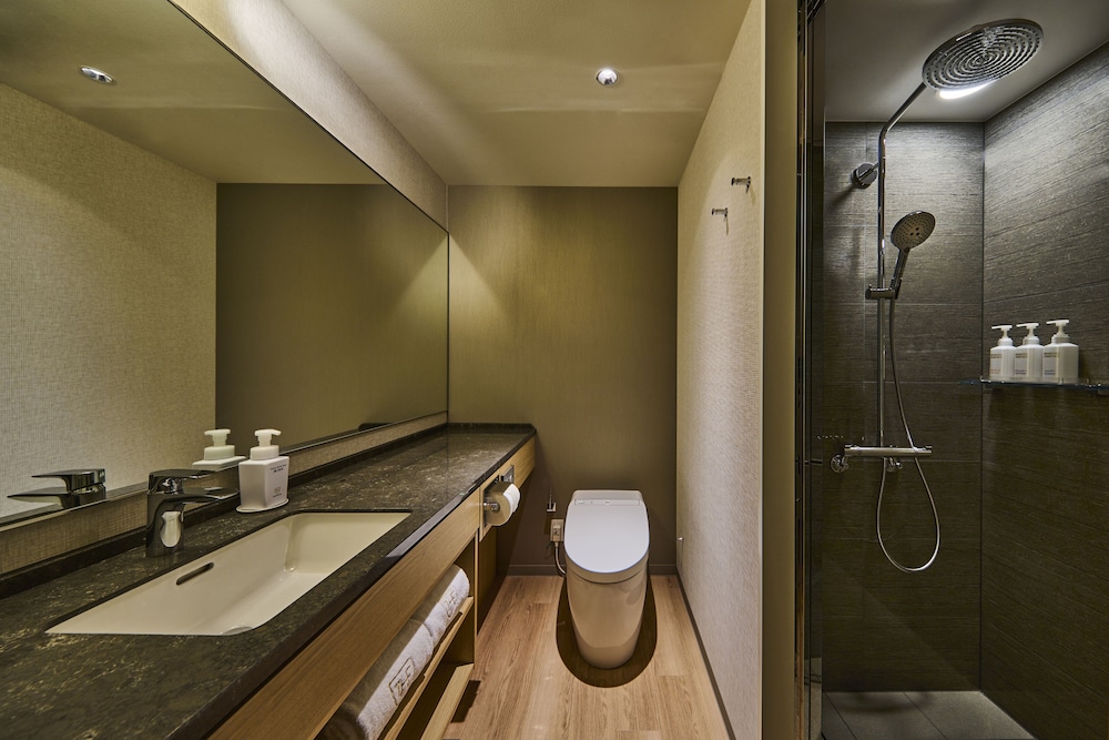 コンフォート ダブルルーム 禁煙 バスルーム1 | ザ ロイヤルパークホテル 京都梅小路