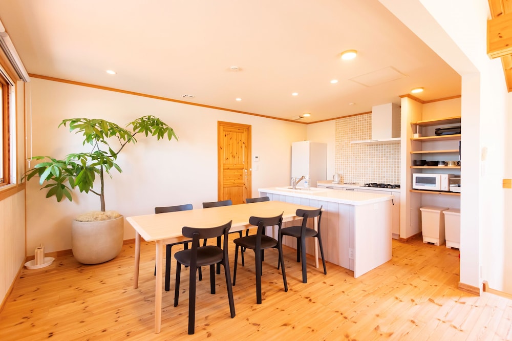 Doggy (ペット同泊可) 朝食付 禁煙 専用キッチン0 | KAMOME SLOW HOTEL