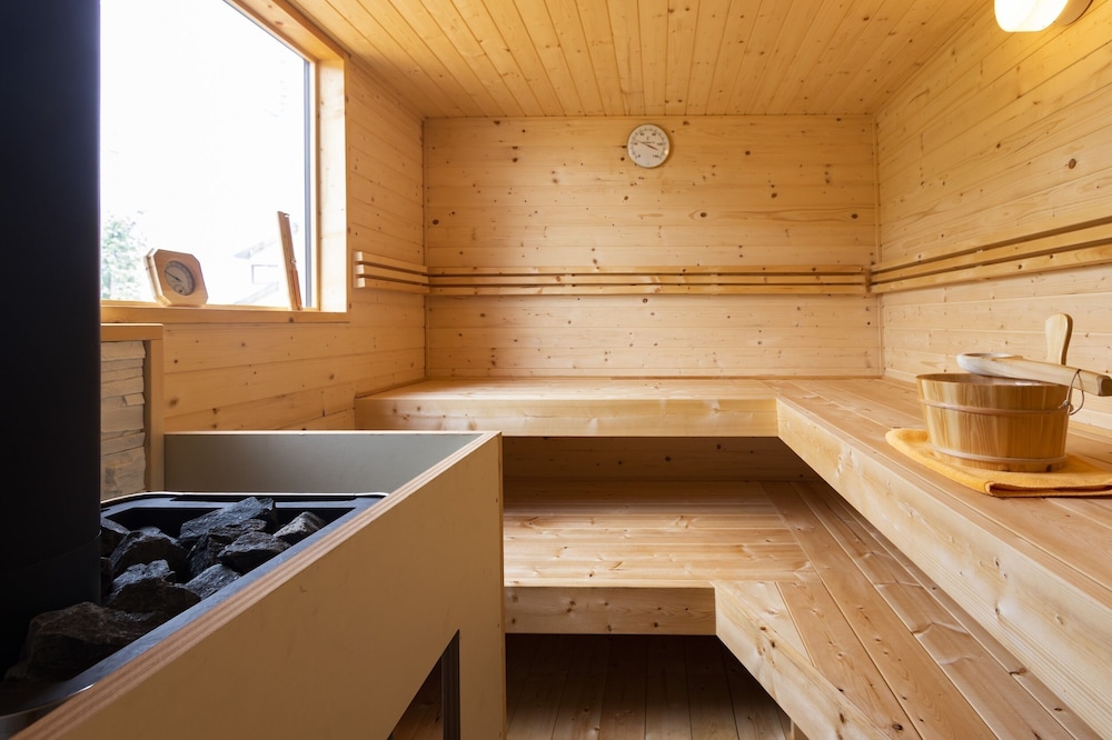 Walled villa BBQプラン 朝食/夕食付 バスルーム1 | KAMOME SLOW HOTEL