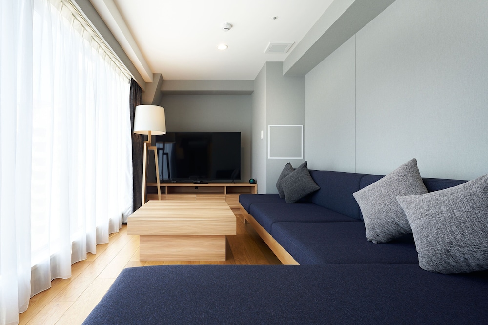 ICHO リビング エリア1 | ホテル 縁道