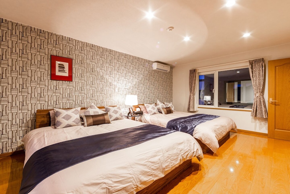 1棟貸し 客室19 | The Worldwide House