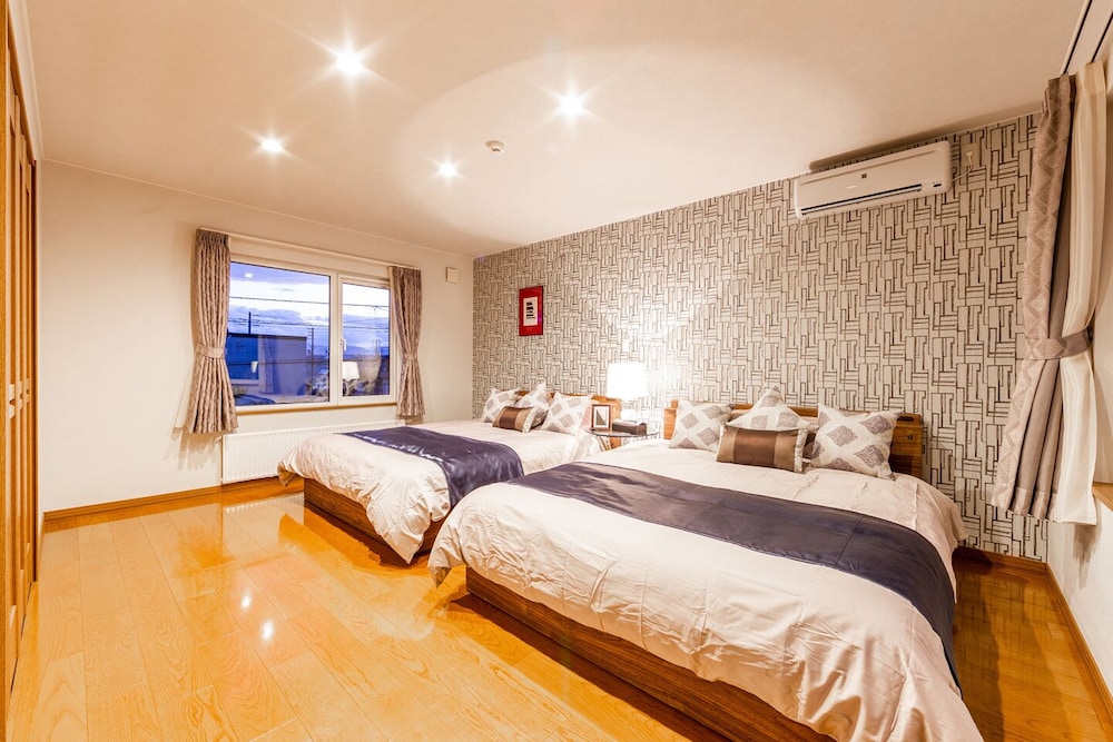 1棟貸し 客室18 | The Worldwide House