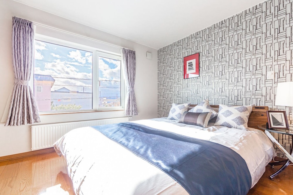 1棟貸し 客室16 | The Worldwide House