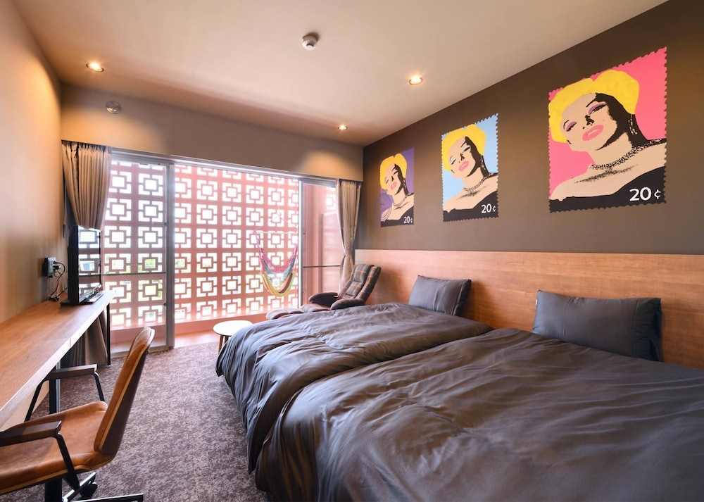 客室1 | ホテル ピンク・ハイビスカス