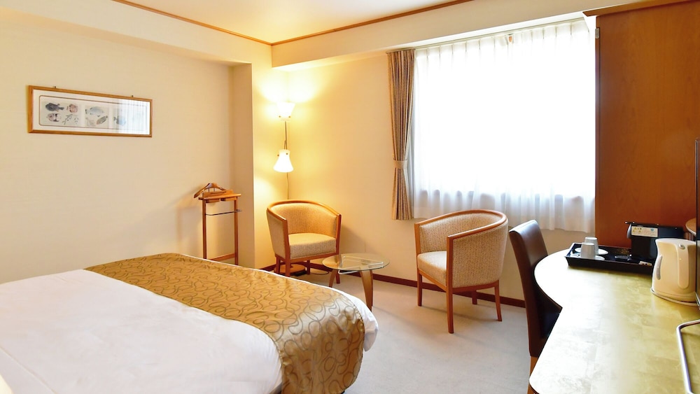 デラックス ダブルルーム 禁煙 ジェットバス 客室1 | ホテルベルマーレ