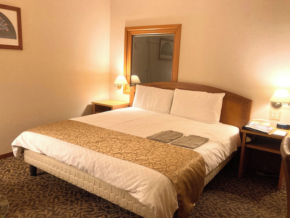 デラックス ダブルルーム 禁煙 ジェットバス 客室2 | ホテルベルマーレ