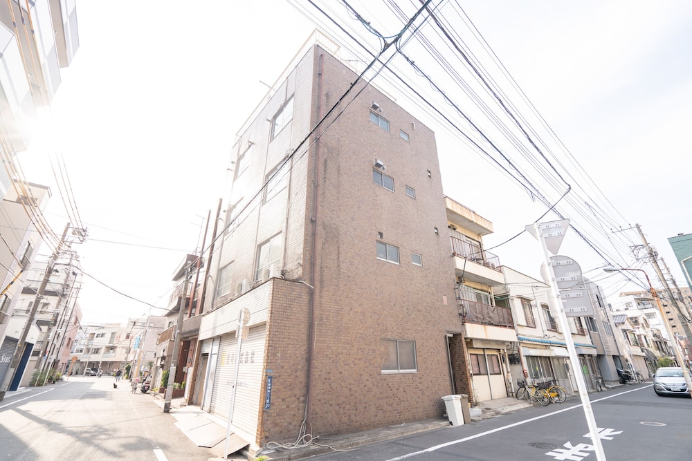 ZAITO Tokyo Asakusa Economy Inn