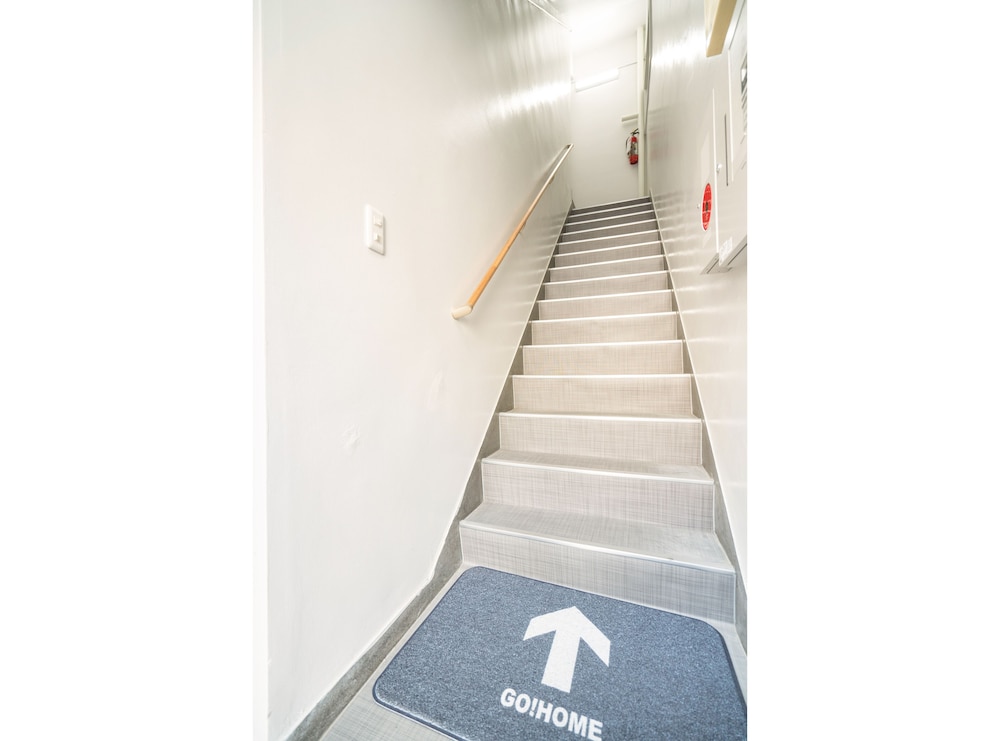 階段1 | ZAITO Tokyo Asakusa Economy Inn