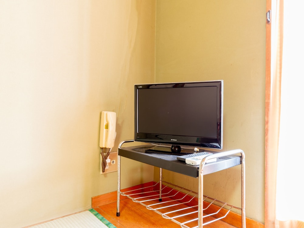 和室 共用バス 4人部屋 禁煙 客室5 | Tabist わたなべ 千葉一宮