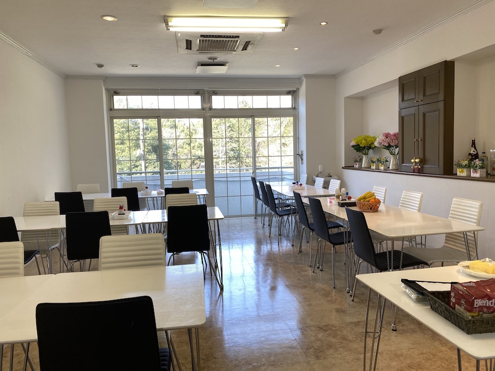 レストラン1 | フラワーヴィラ相模湖